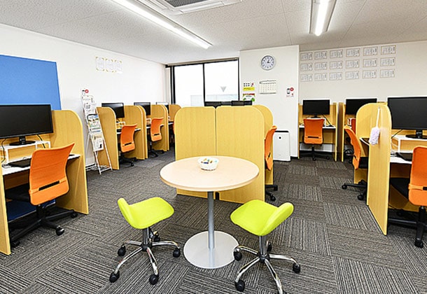 IT系の就労移行支援事業所マナビー（manaby）本厚木駅前